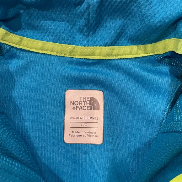 North Face 1/2 Zip - Picture 5 of 5